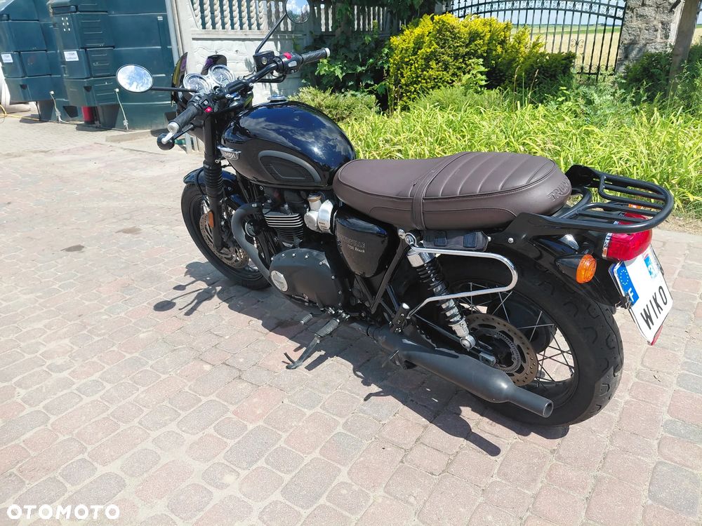 Triumph Bonneville - 3