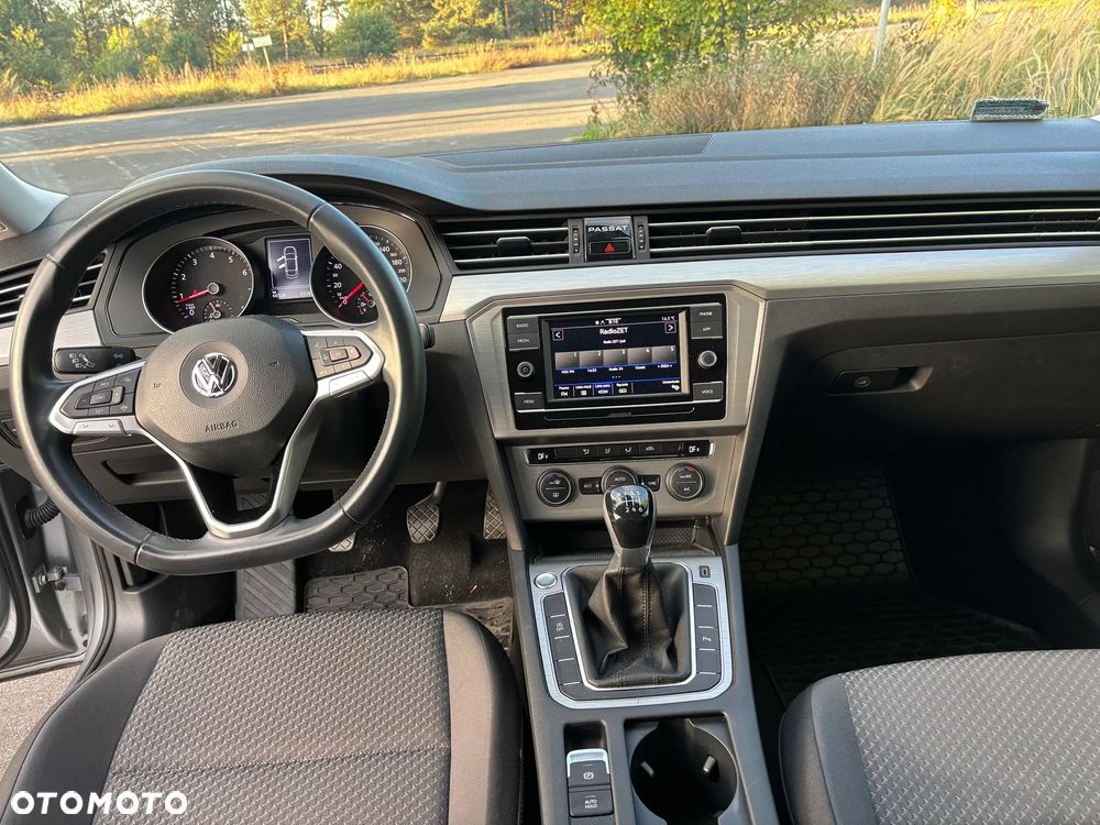 Volkswagen Passat 1.5 TSI EVO Business - 26