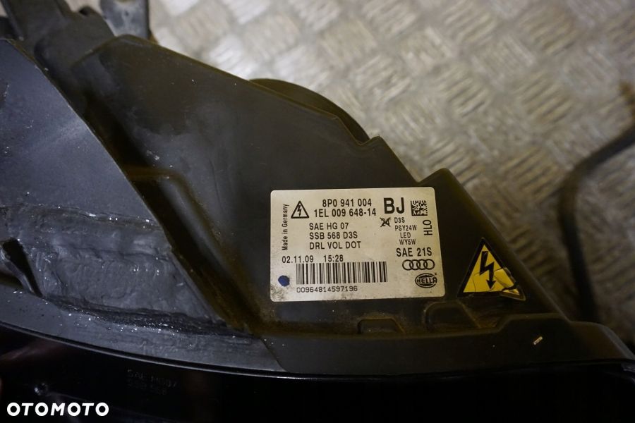 AUDI A3 S3 8P 2009- REFLEKTOR LAMPA XENON Z LED PRAWA USA - 6