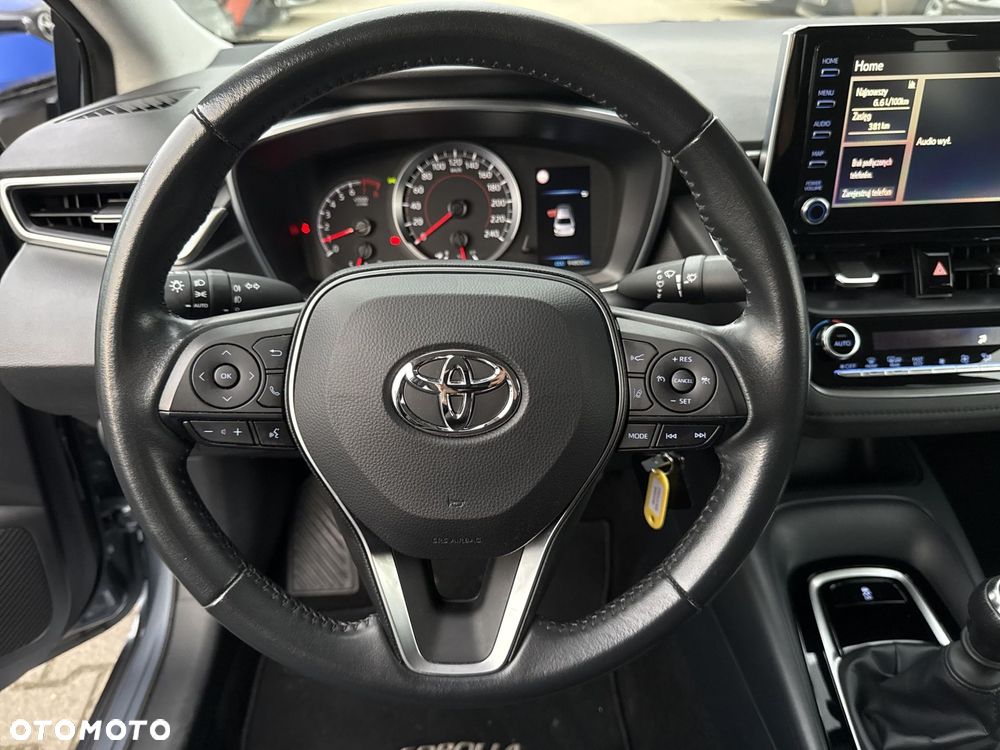 Toyota Corolla - 16