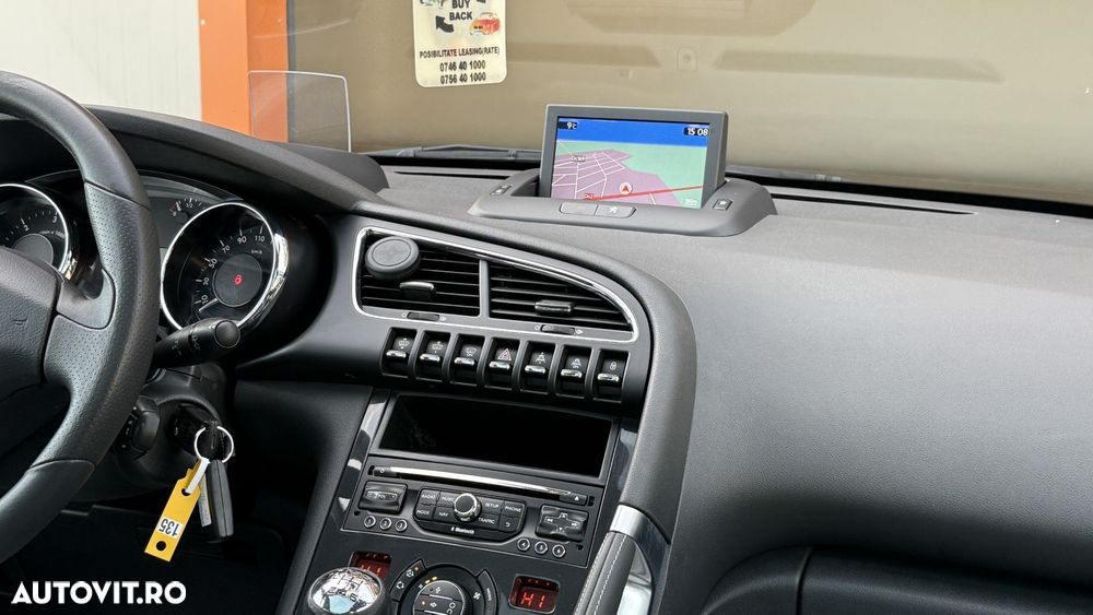 Peugeot 3008 HDi FAP 150 Roland Garros - 15