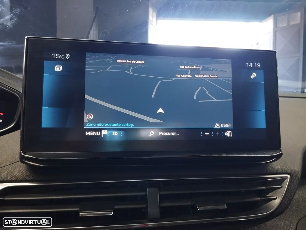 Peugeot 5008 1.5 BlueHDi Allure Pack EAT8 - 30