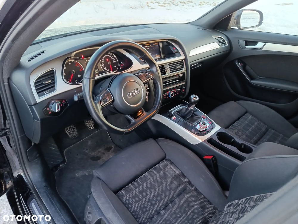 Audi A4 Limousine 2.0 TDI Quattro - 5