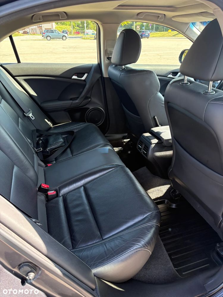 Honda Accord 2.0 Executive - 6