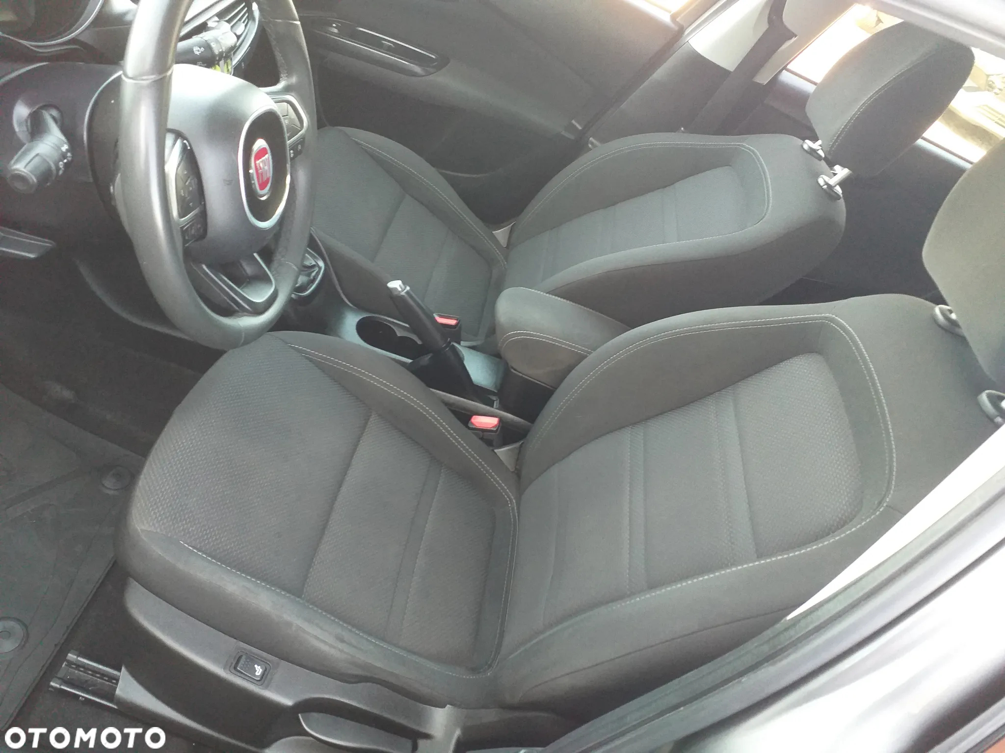 Fiat Tipo 1.4 T-Jet 16v Lounge - 9