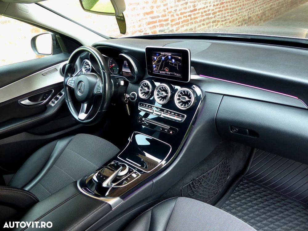Mercedes-Benz C 220 CDI DPF (BlueEFFICIENCY) 7G-TRONIC Avantgarde - 8