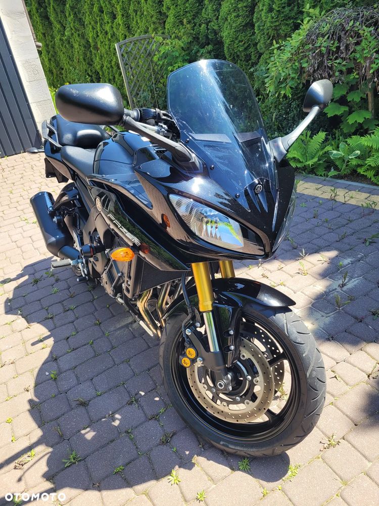 Yamaha FZ8 - 8