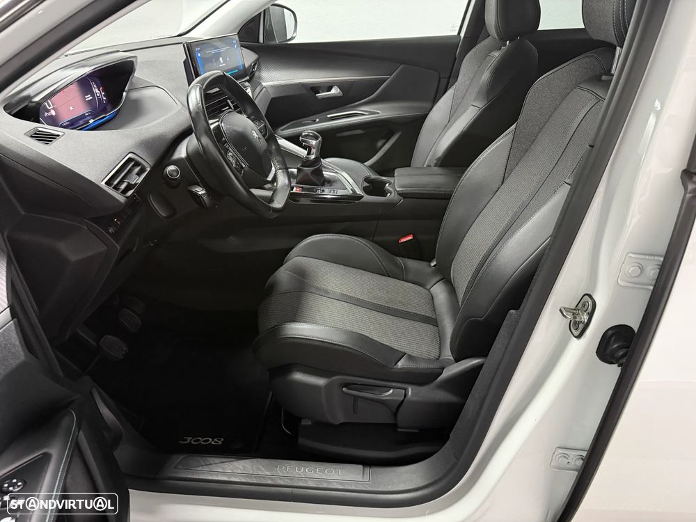 Peugeot 3008 PureTech 130 Stop & Start GPF Allure - 11