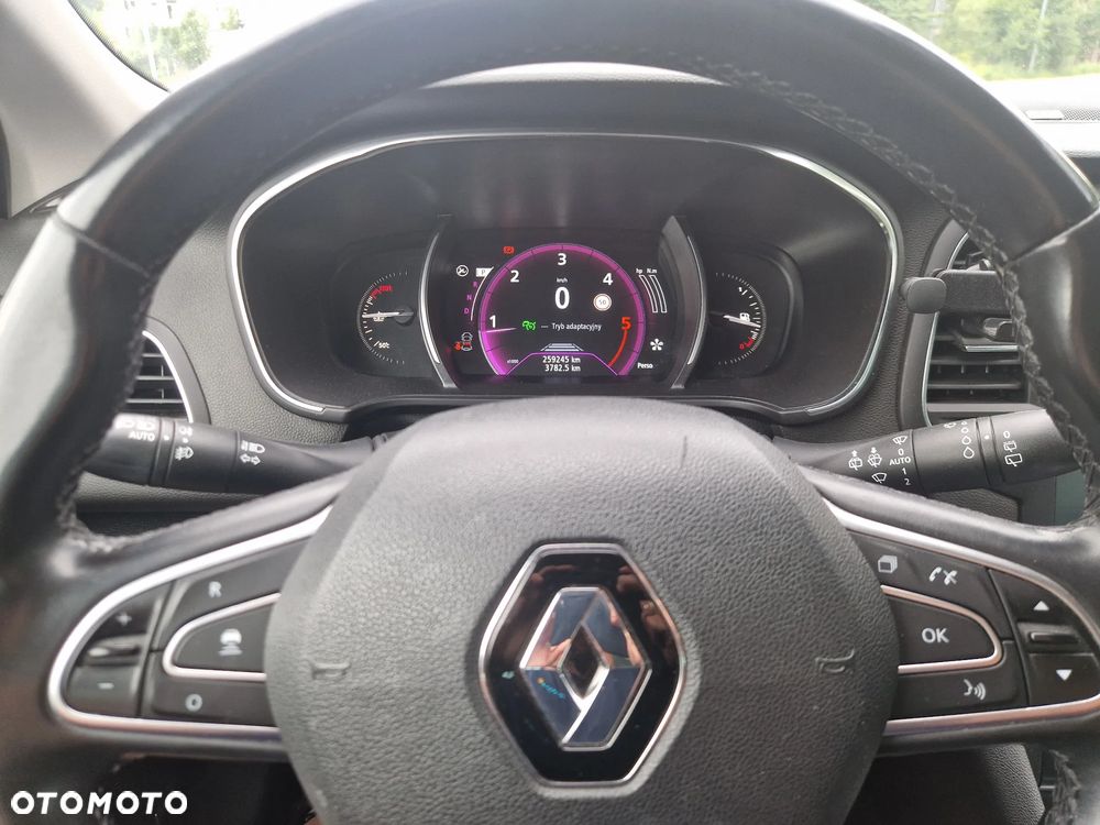 Renault Megane 1.5 dCi Bose EDC - 10