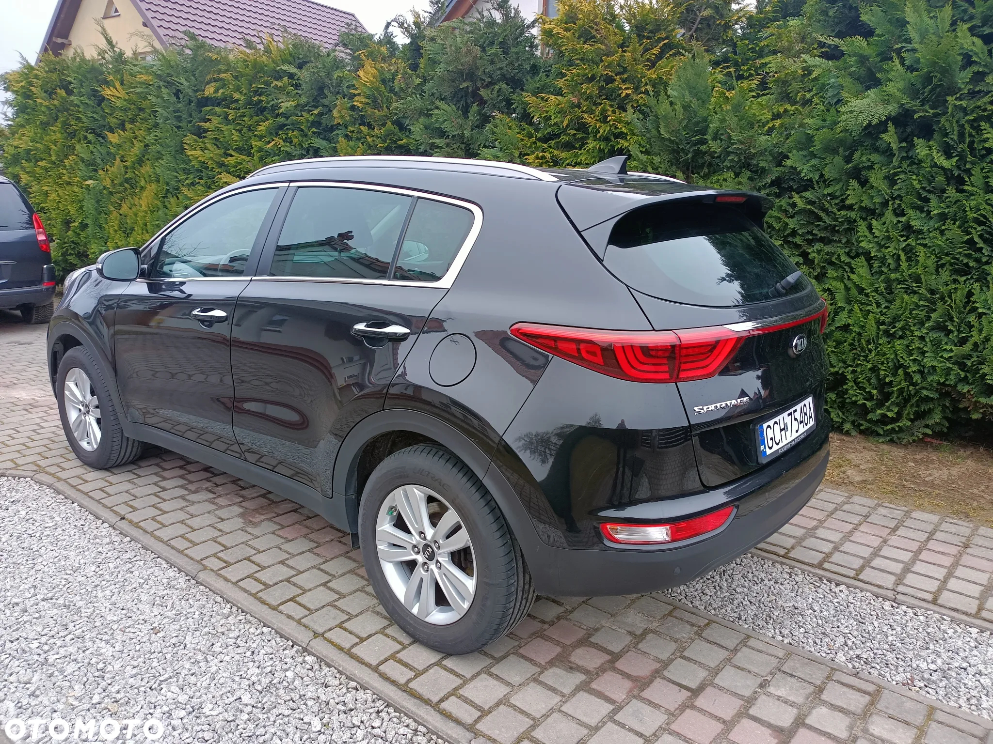 Kia Sportage - 4