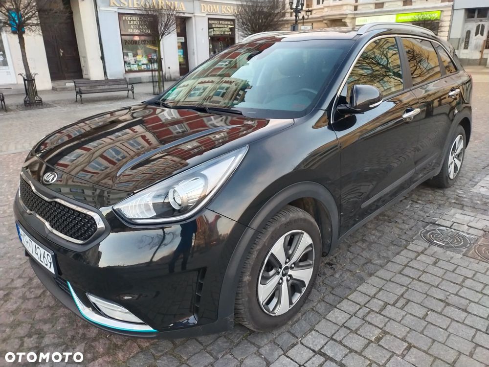 Kia Niro 1.6 GDI Hybrid L Business Line - 2