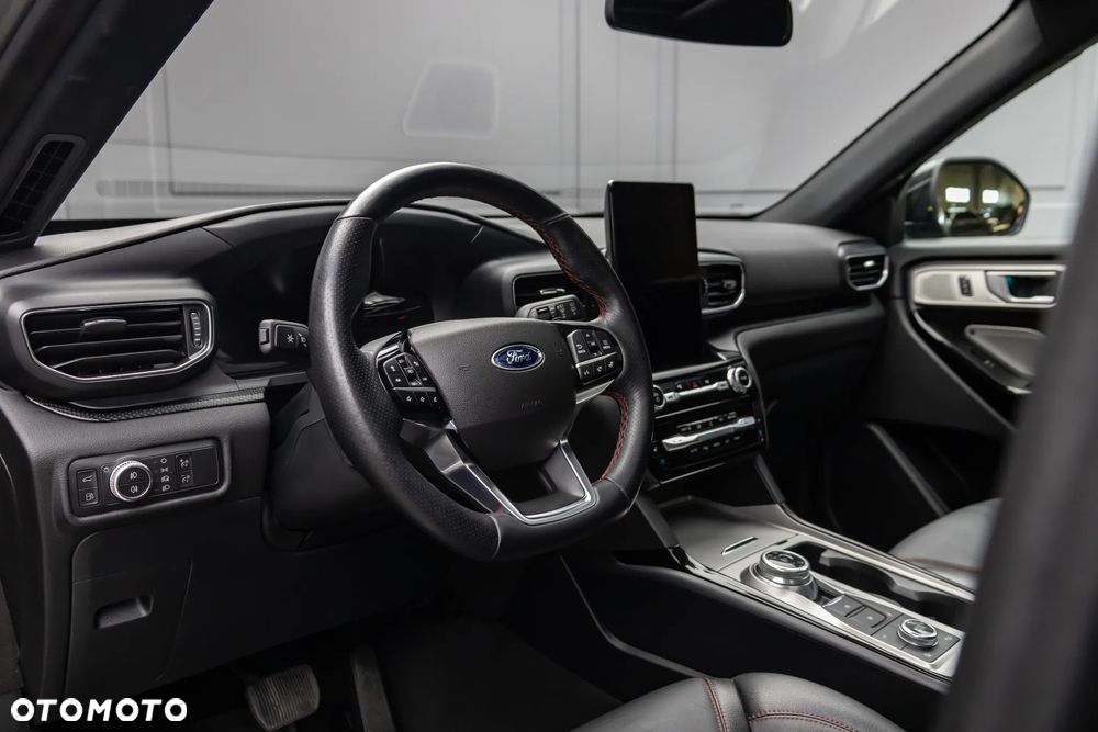 Ford Explorer 3.0 EcoBoost PHEV 4WD ST-Line - 14
