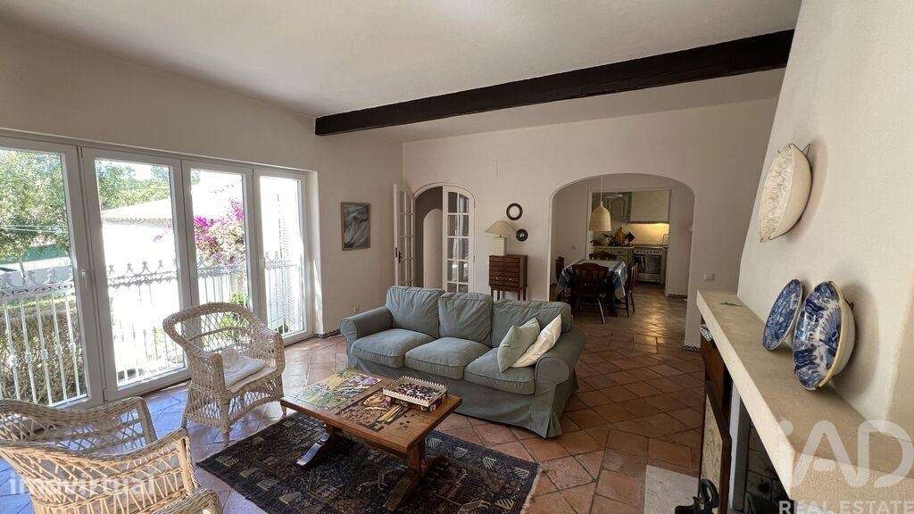 Casa / Villa T3 em Milharado de 151,00 m2 - Grande imagem: 2/29