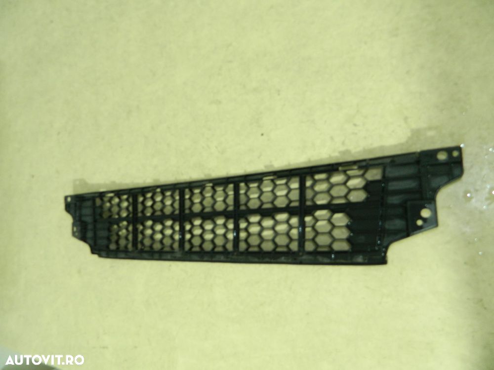 Grila centrala bara fata, Honda Jazz, 2010, 2011, 2012, 2013, 2014, 2015, , 71103-TF0-G210-M1 - 4