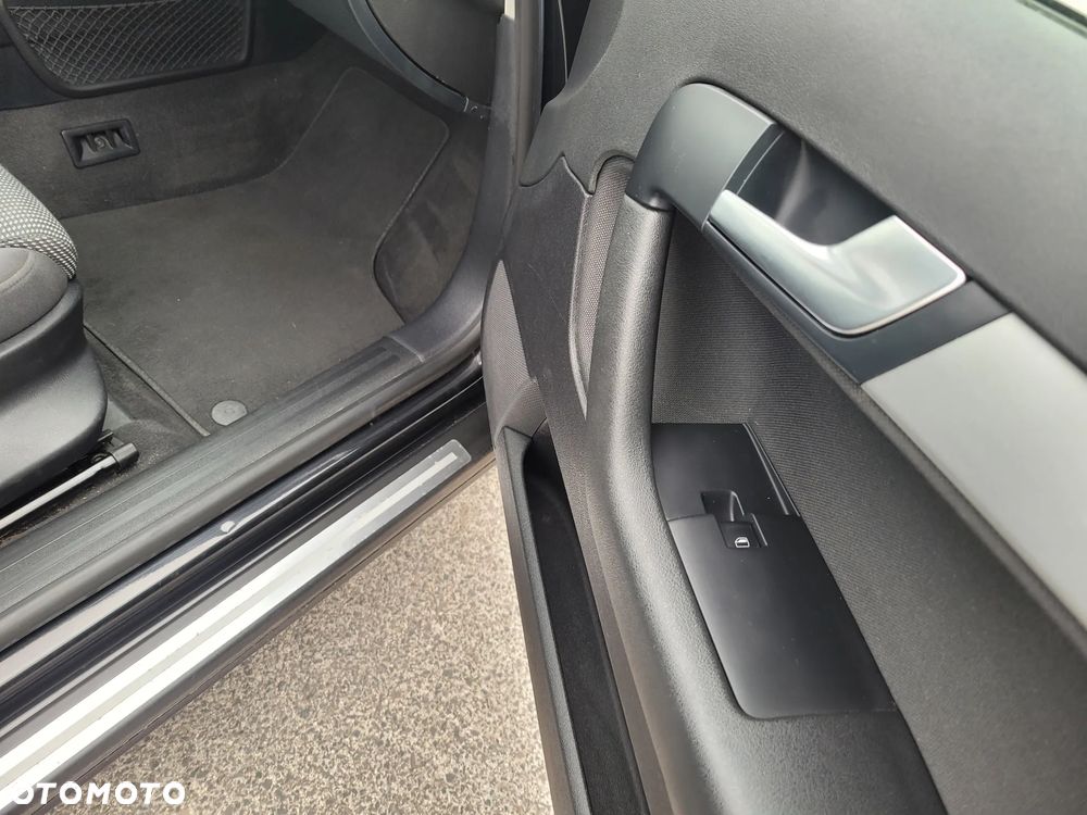 Audi A3 Sportback 1.8 TFSI Attraction - 13