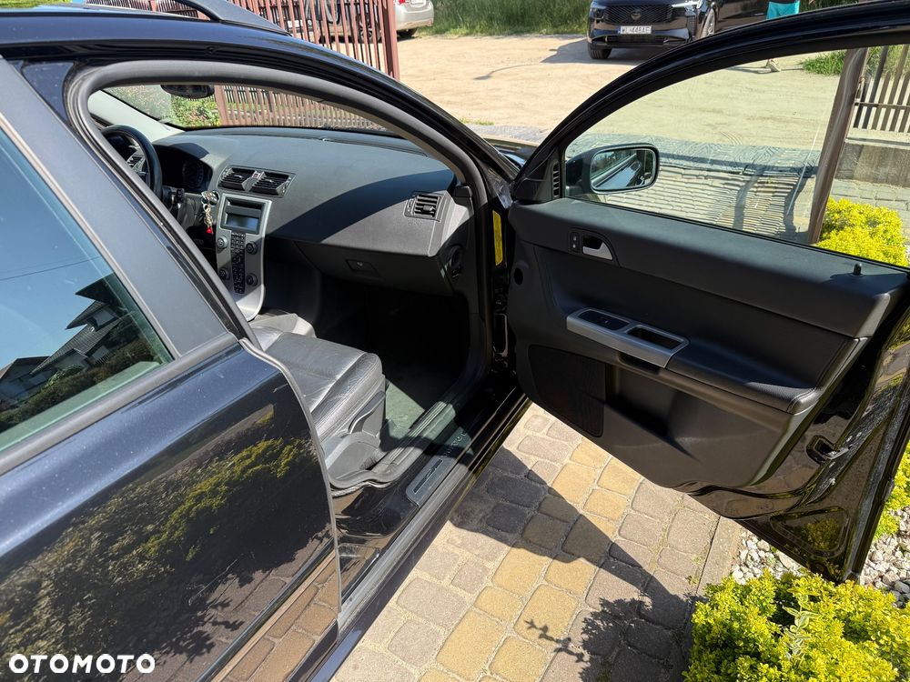 Volvo V50 T5 Momentum - 25