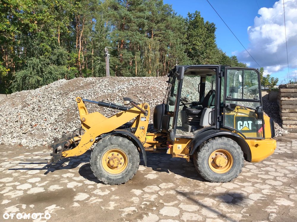 Caterpillar 906H - 2
