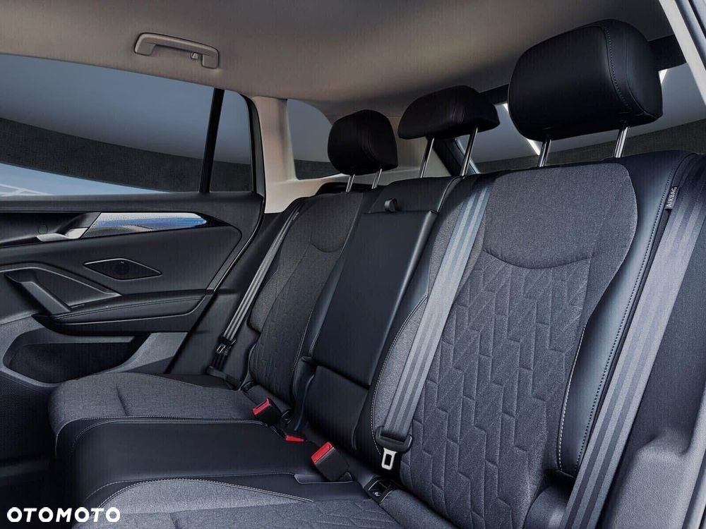 Volkswagen Tiguan - 7
