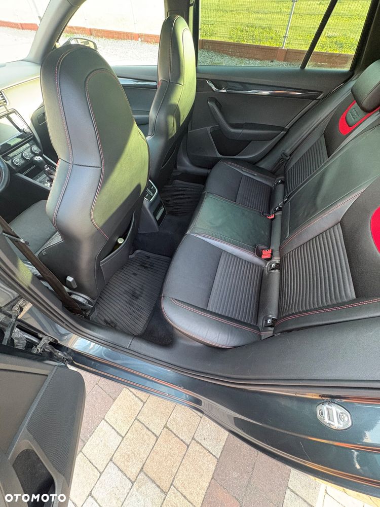 Skoda Octavia 2.0 TDI RS DSG - 14