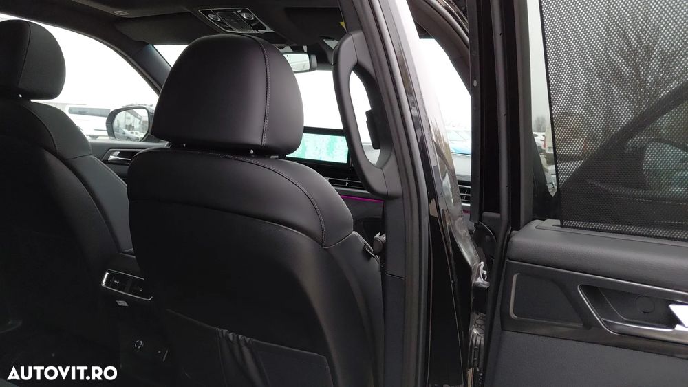 KG Mobility Rexton - 21