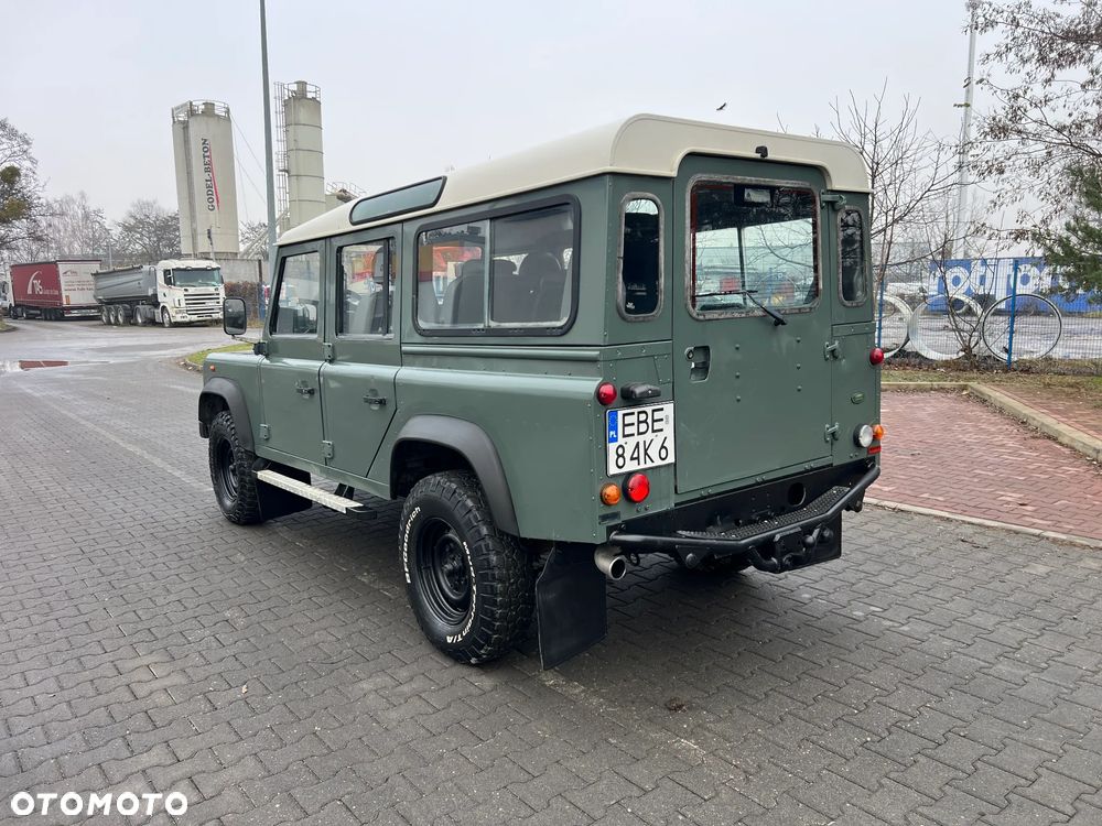 Land Rover Defender - 6