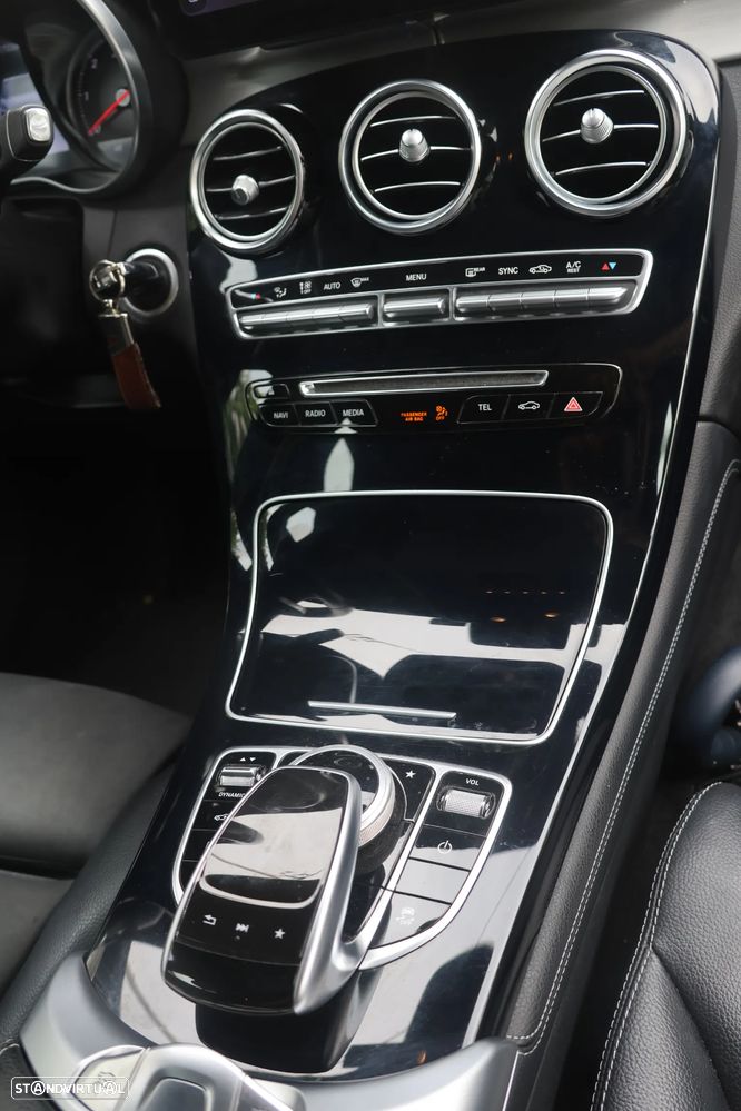 Mercedes-Benz GLC 220 d 4Matic 9G-TRONIC - 20