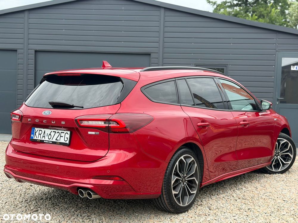 Ford Focus 1.0 EcoBoost Hybrid ST-LINE - 10