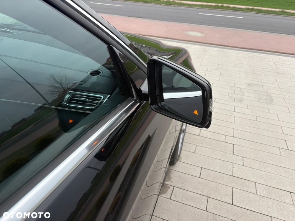 Mercedes-Benz Klasa E - 17