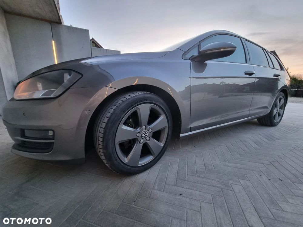 Volkswagen Golf 2.0 TDI BMT Highline DSG - 11