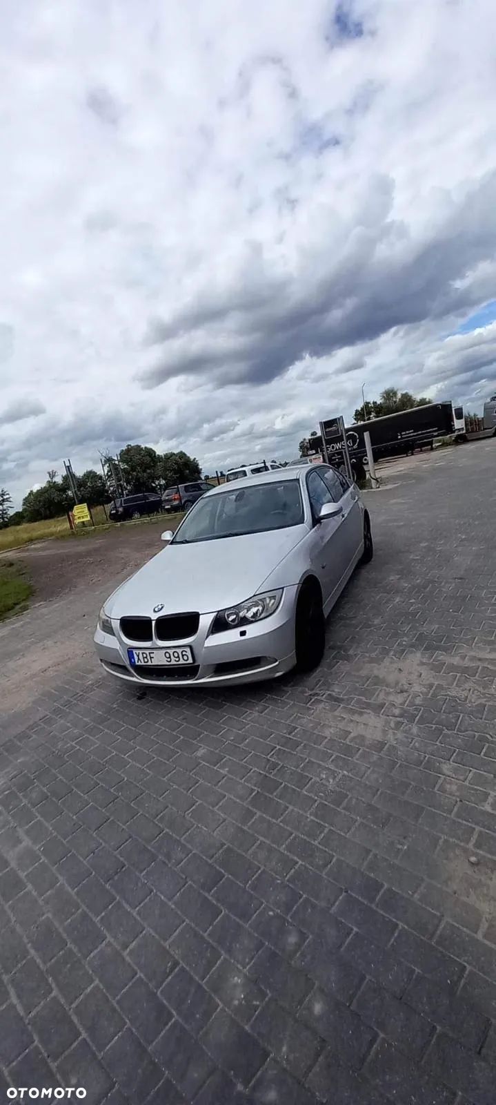 BMW Seria 3 320i - 1
