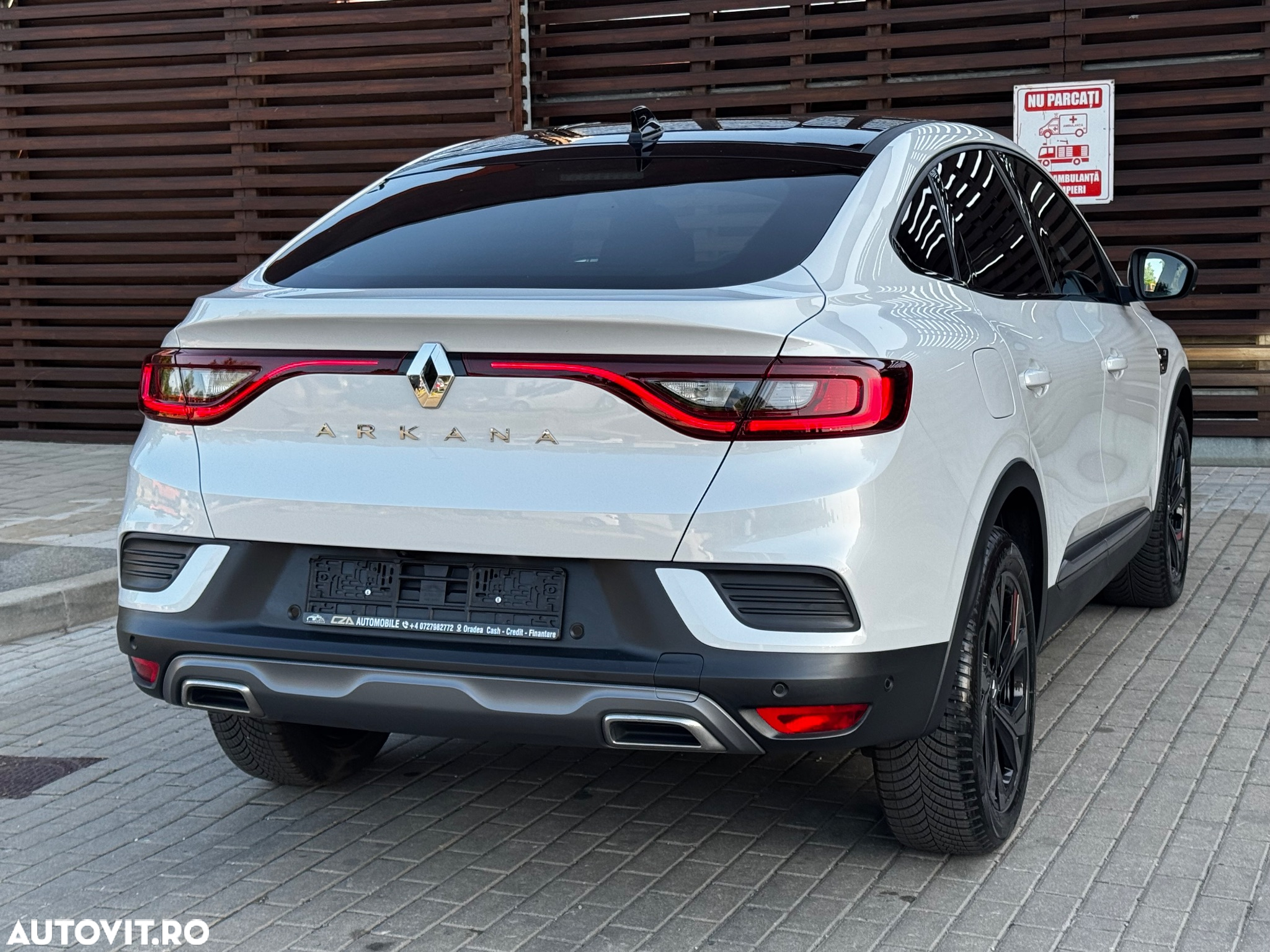 Renault Arkana TCe 140 EDC R.S. LINE - 13