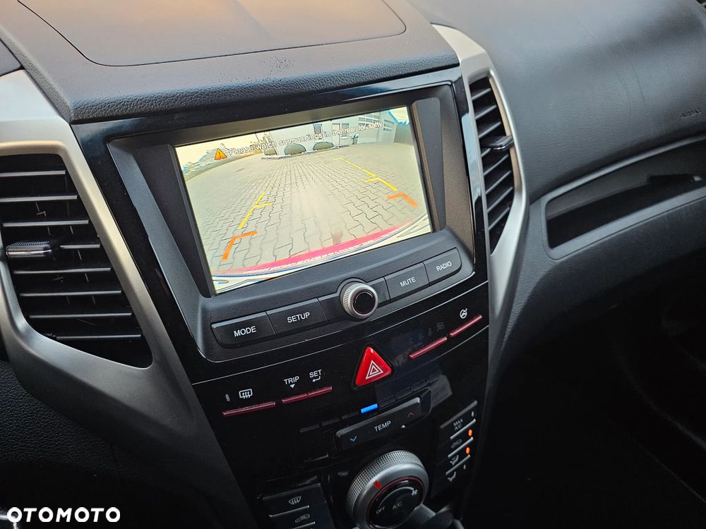 SsangYong/KGM Tivoli e-XGi 160 2WD Sapphire - 13