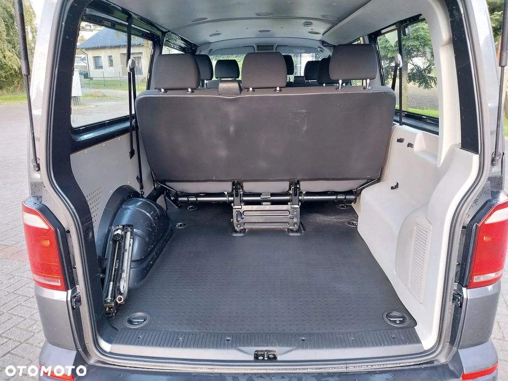 Volkswagen Transporter - 10