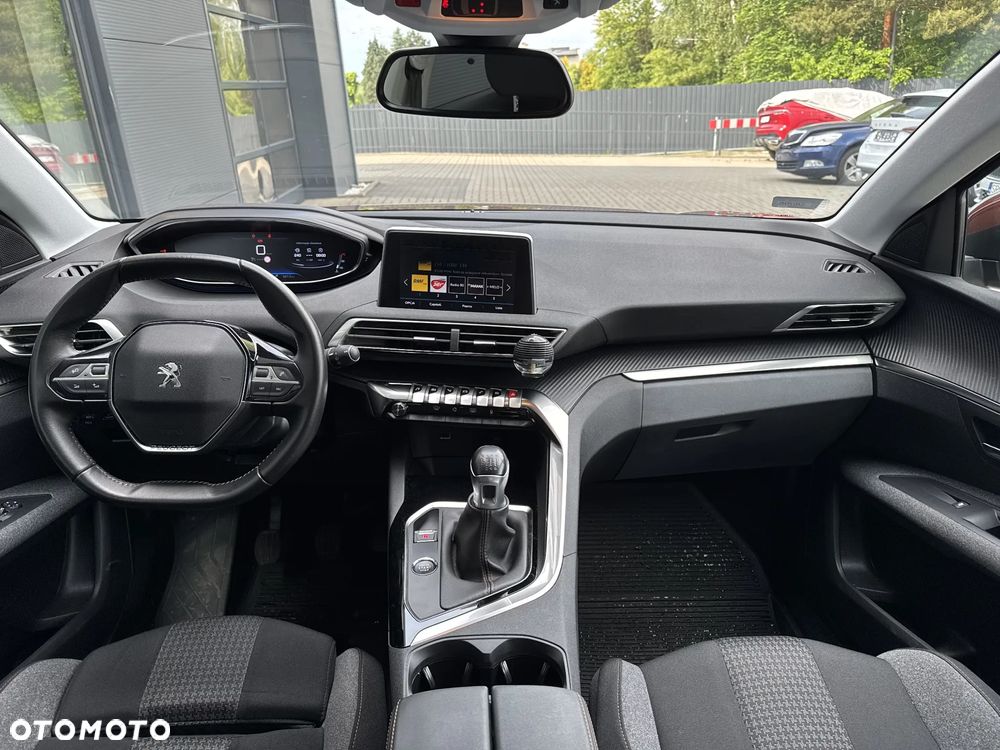 Peugeot 3008 1.2 PureTech GPF Allure S&S - 8