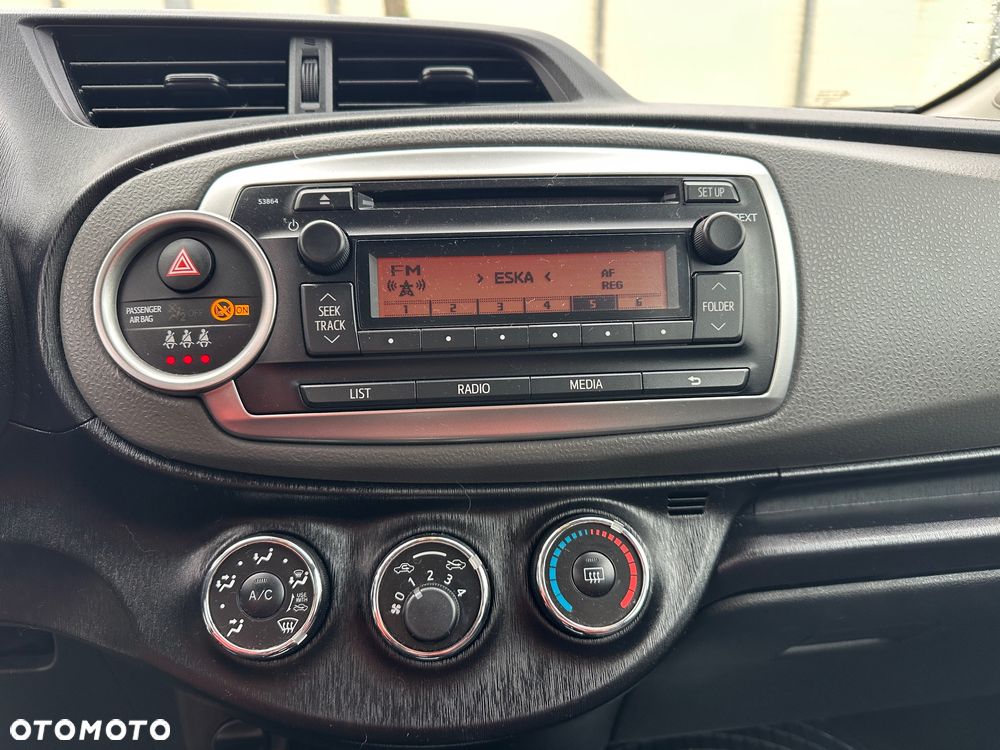 Toyota Yaris 1.0 VVT-i - 13