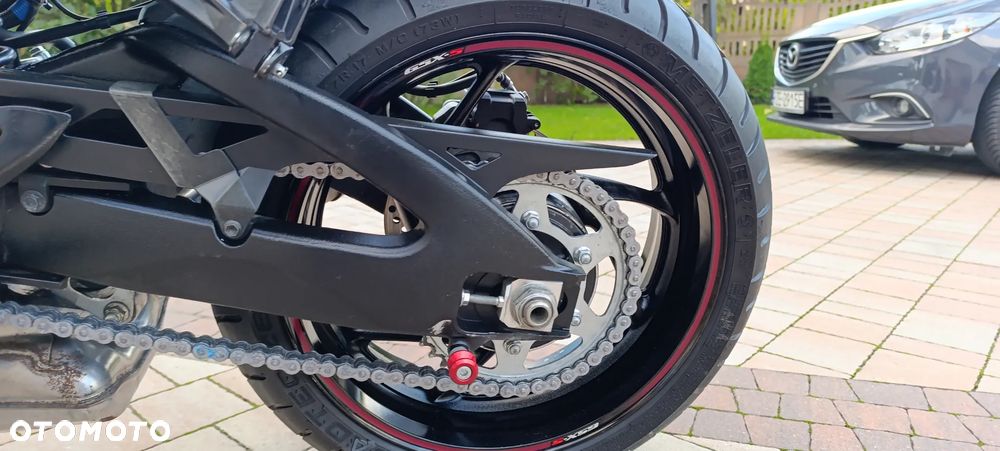 Suzuki GSX 1000 - 33