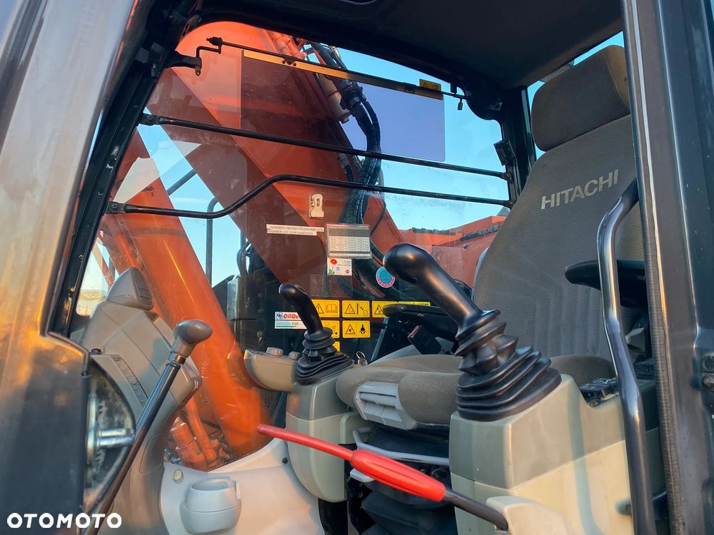 Hitachi ZX225USLC-5, 2013 ROK, KRÓTKI TYŁ, PODWOZIE 80% DOBRE, Z NIEMIEC - 18