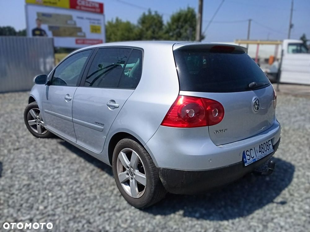 Volkswagen Golf - 4