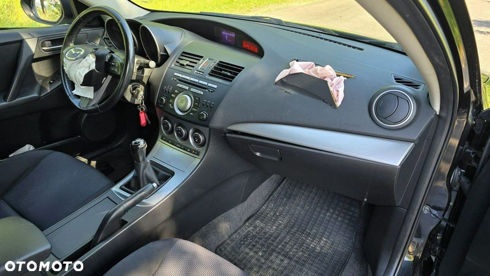 Mazda 3 - 13