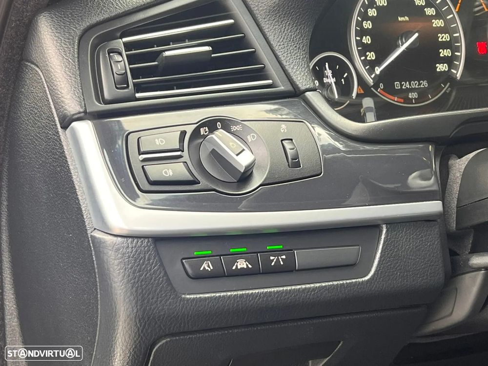 BMW 520 d Line Luxury Auto - 4