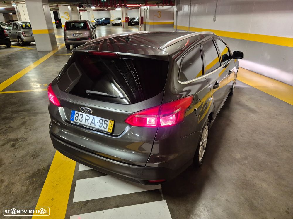 Ford Focus SW 1.5 TDCi Titanium - 12