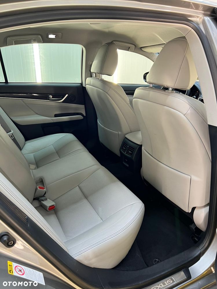 Lexus GS 300h Luxury Line - 18
