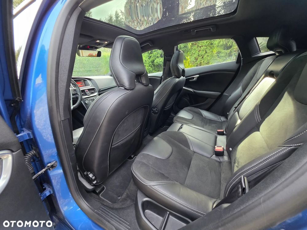 Volvo V40 T3 Drive-E R-Design Momentum - 15