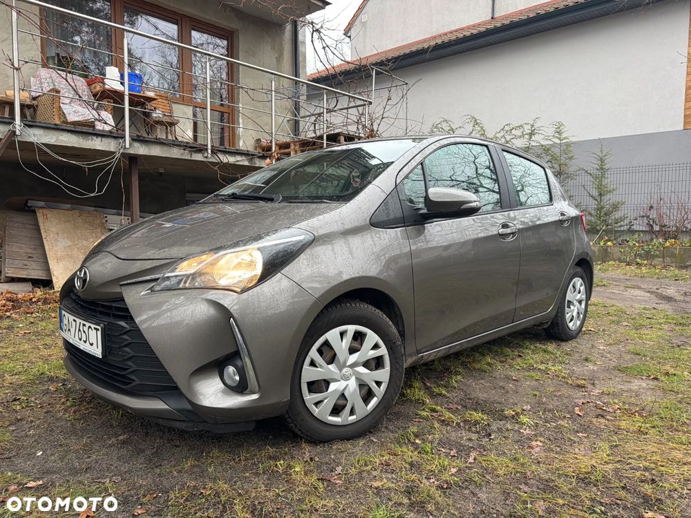 Toyota Yaris 1.5 Active - 9