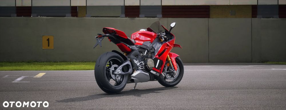 Ducati Panigale V4S - 5