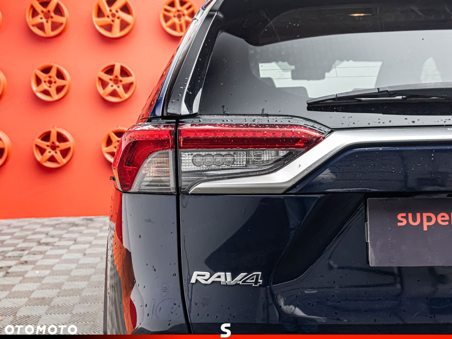 Toyota RAV4 - 30