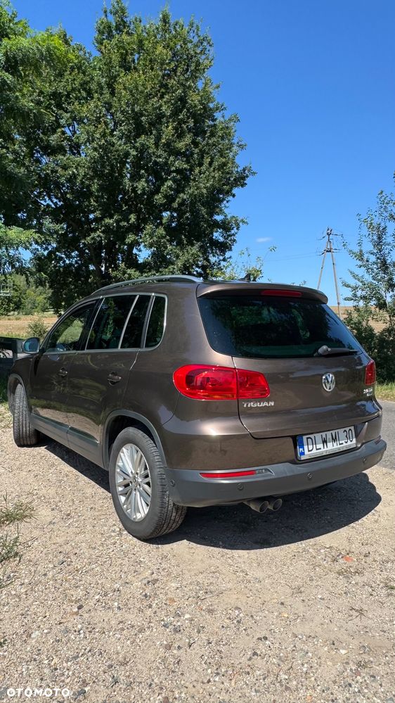 Volkswagen Tiguan 2.0 TDI DPF BlueMotion Technology Lounge Sport & Style - 4