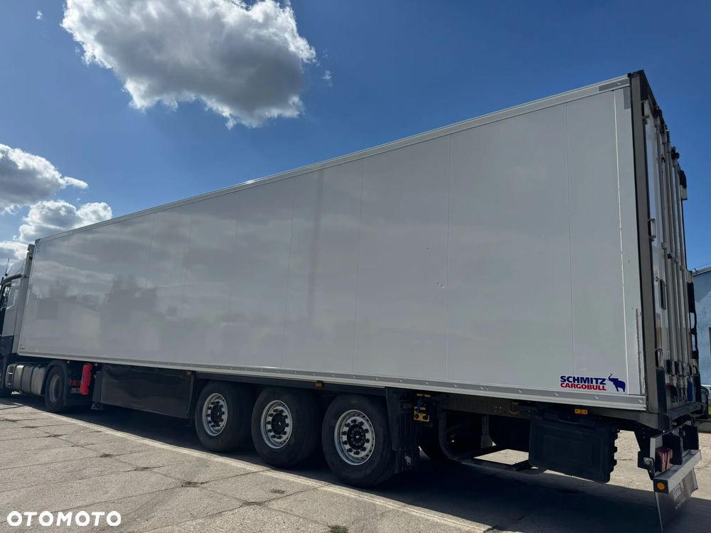Schmitz Cargobull SKO 24 - 3