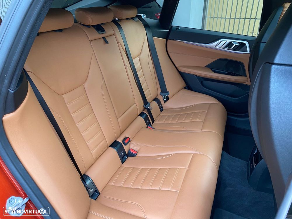 BMW i4 eDrive40 Pack Desportivo M - 10