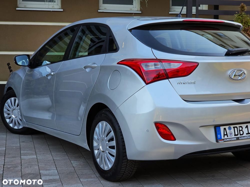 Hyundai i30 1.4 Comfort - 25